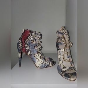 Zara bootie size 39 (us 8) LEATHER